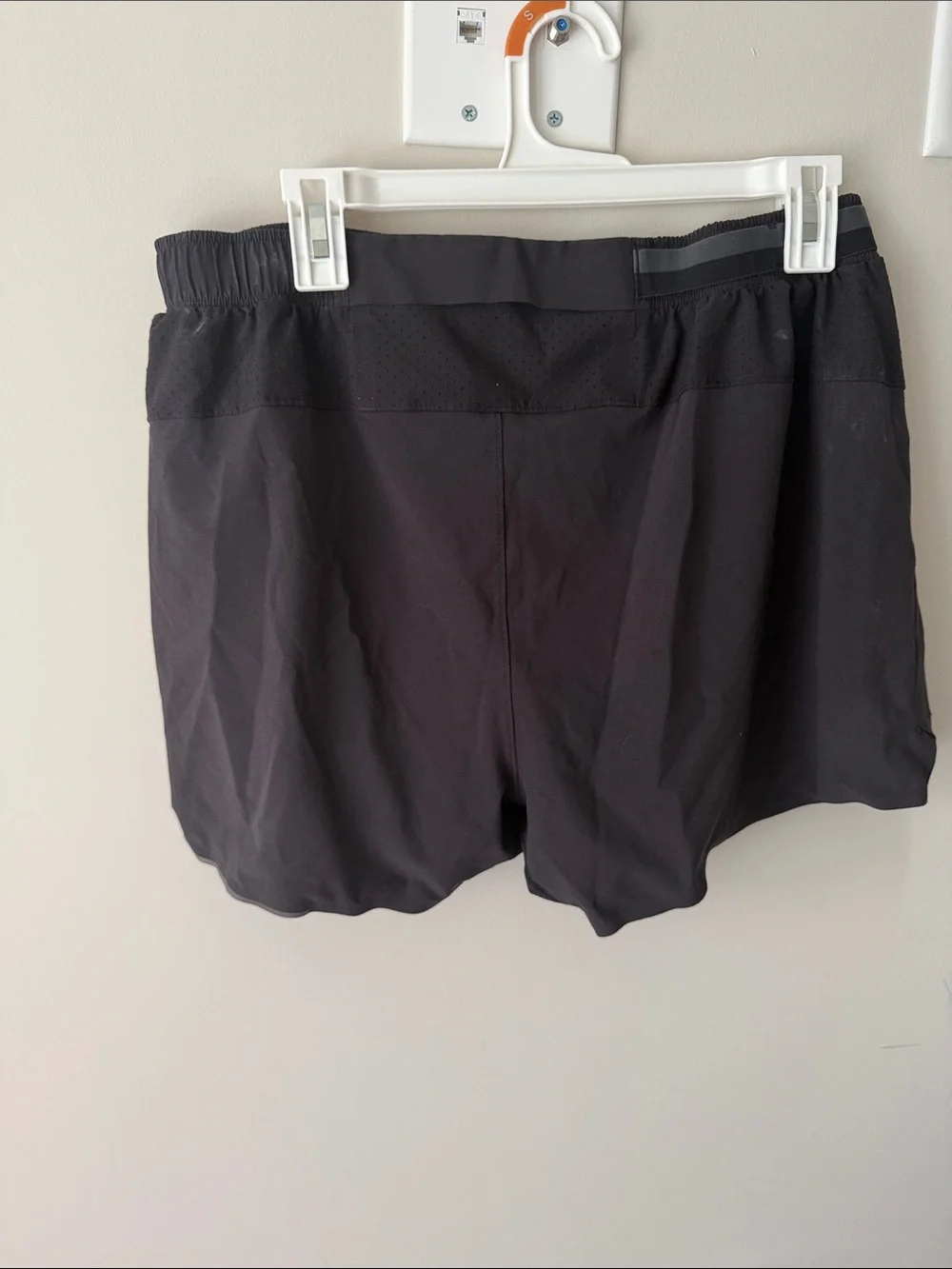 lululemon athletica Men's Black Running Shorts